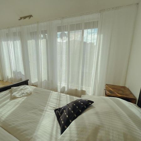 Luxury 150M2 Suite In Most Desirable Area Of Historic Central Wina Bagian luar foto